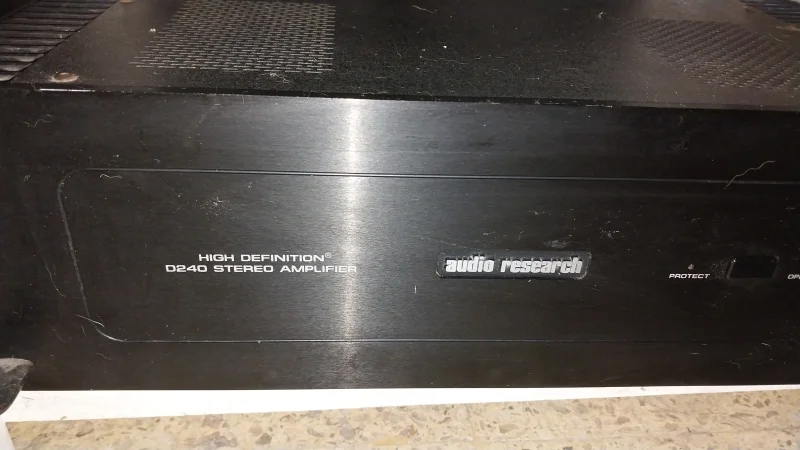 Audio Research D240 en Amplificadores y Receivers Power amplifiers - foto 1